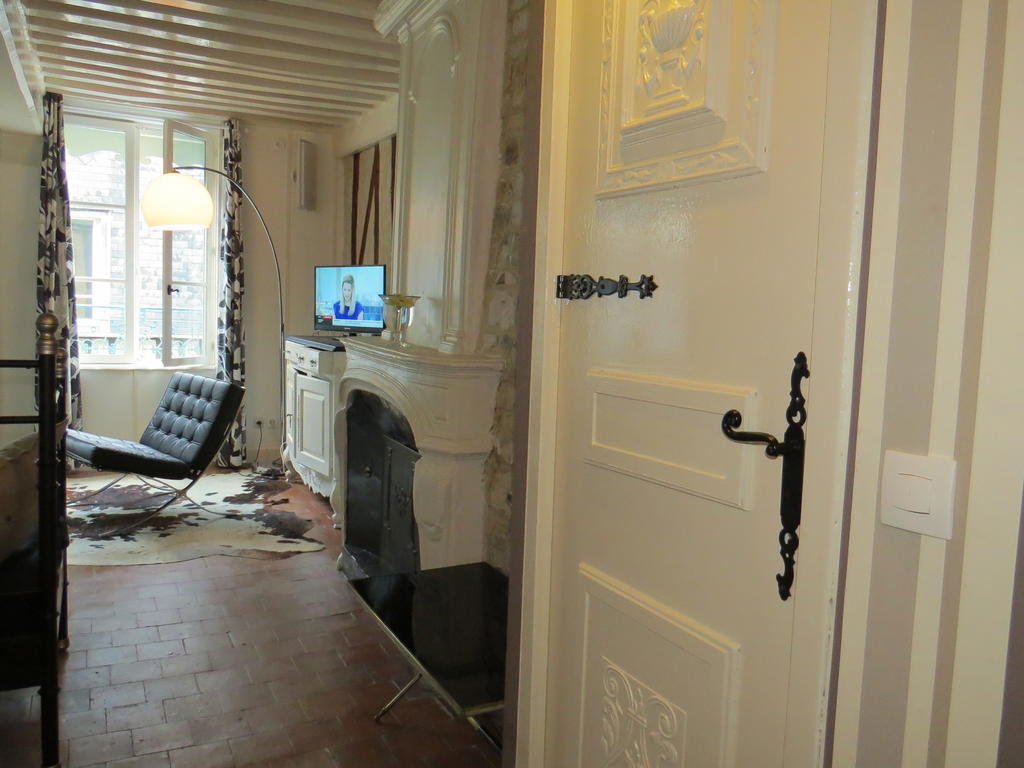 Appartement Le Notre Dame Ονφλέρ Δωμάτιο φωτογραφία